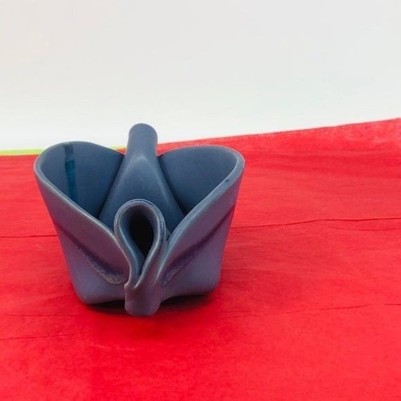 Nancy Hilborn's Sculpture Bowl Pinched Abstract Periwinkle Glaze Bowl - Picture 6 of 7